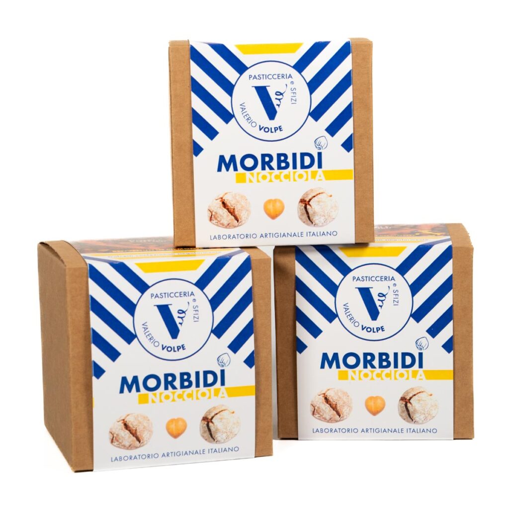 Astuccio Elegante di Pasticceria Artigianale Piemontese Astuccio di pasticceria artigianale elegante di Monodose Valerio Volpe Pasticceria e Sfizi Baci di Dama Morbidi alla Nocciola, Amaretti alla Mandorla